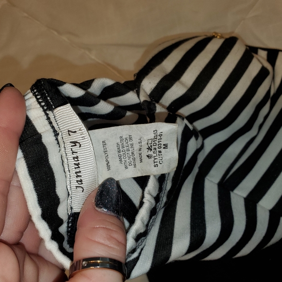 January 7 Dress Strapless - Picture 4 of 4